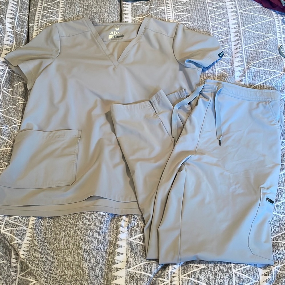 Adar Addition scrub set size XL